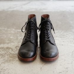 MOTO PLAN TOE LACE UP BOOTS